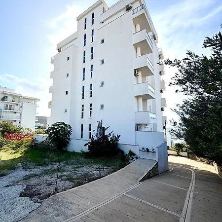 Sunset Apartment Sarande